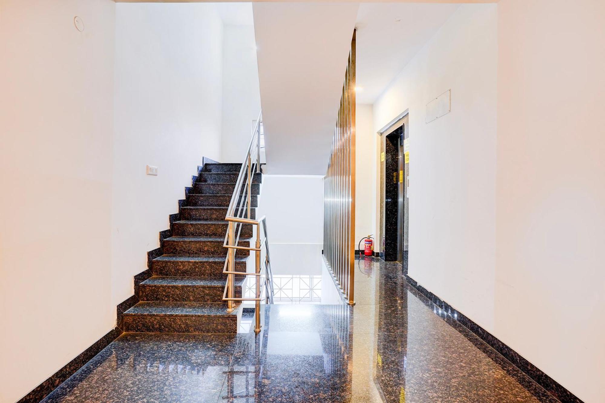Fabhotel Grk Comforts - Jayanagar بنغالور المظهر الخارجي الصورة